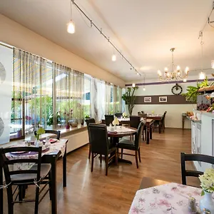 3* Gasthuis Fruehstueckspension Lavendel